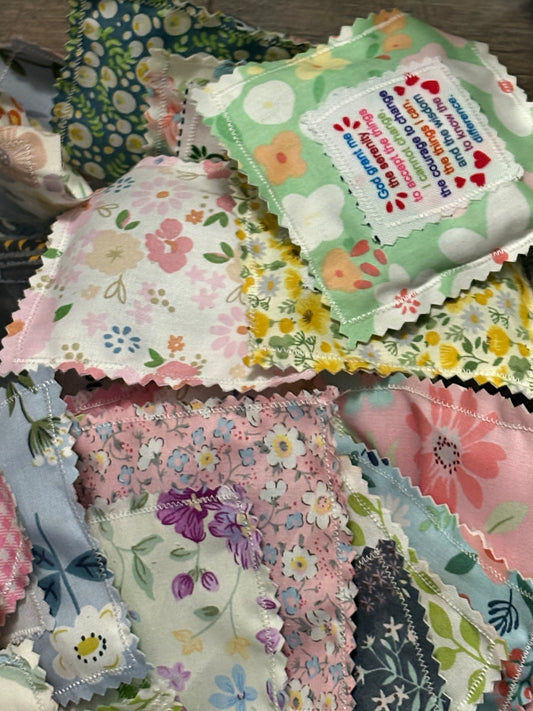 Pocket prayer square